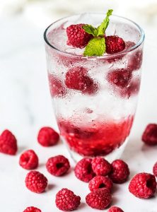 infused water raspberry