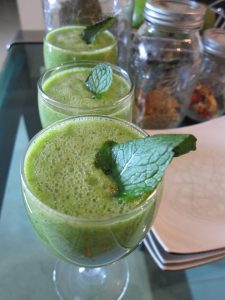 green-smoothies-healthy-simone-samuels