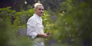 Chef Ryan Clift Grow Bali: Chef Ryan Clift Sajikan Olahan Produk Alam Bali di Bistro Berkonsep Farm-to-Table